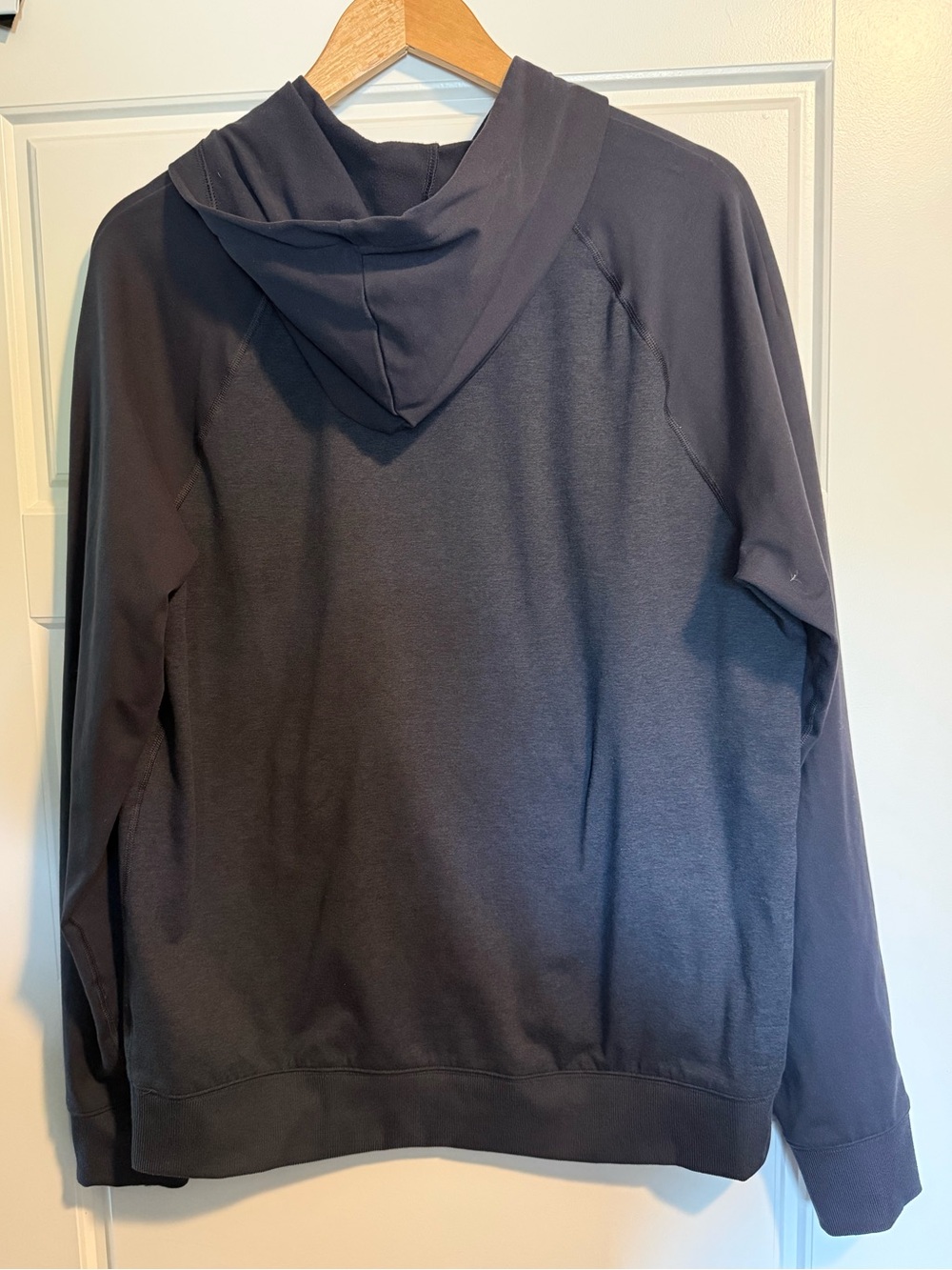 Vuori Men’s Coronado Pullover Hoodie EUC - Picture 2 of 6